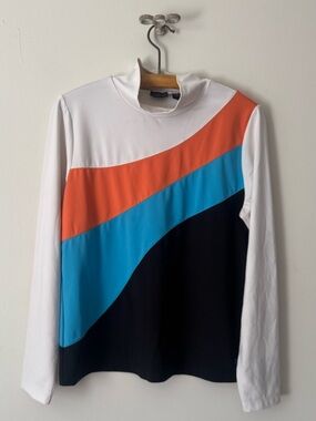 IZOD X-tra Dry Colorblock Women’s Turtleneck Under-layer Skiwear.